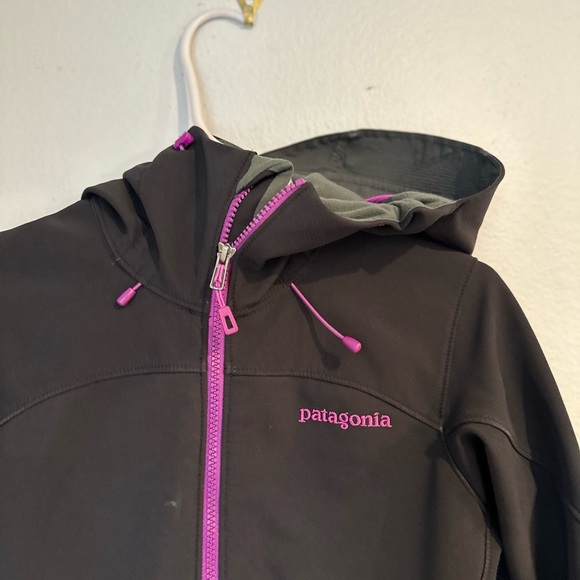 Patagonia Jacket - Picture 5 of 10